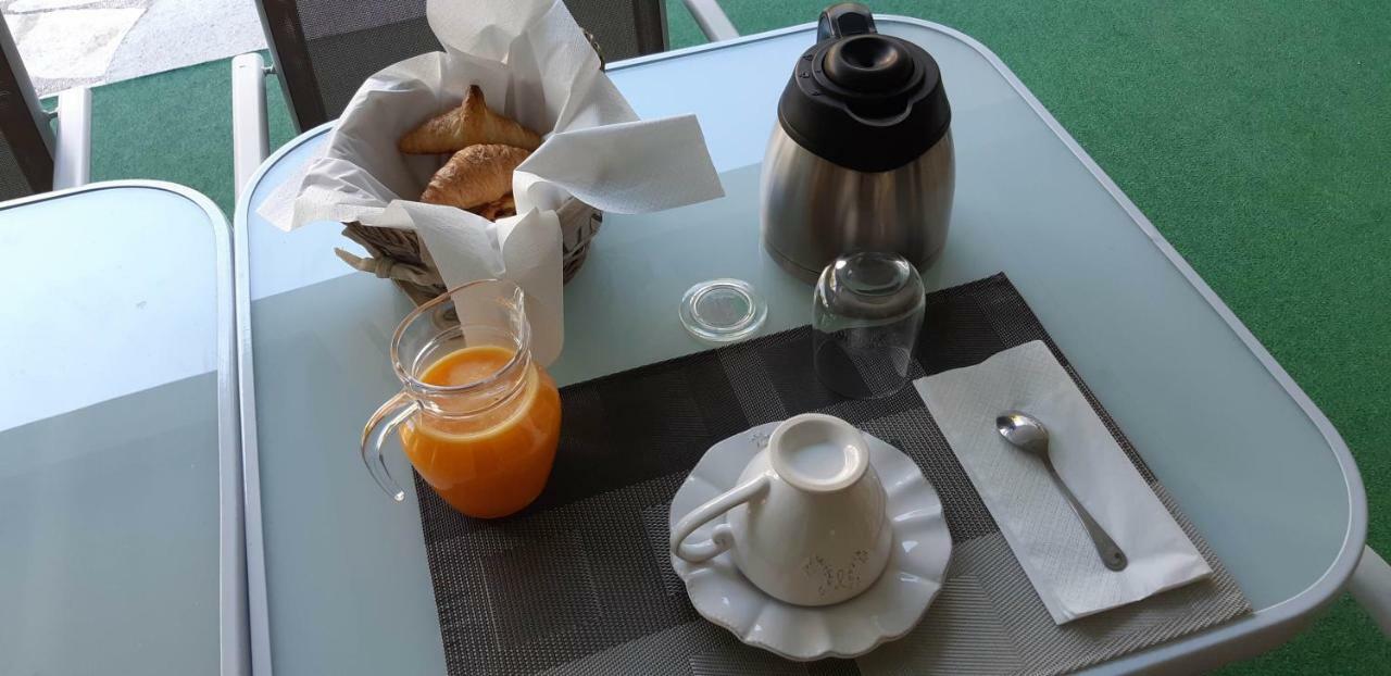 Moulin De Benedicty Bed & Breakfast Vers  Екстериор снимка